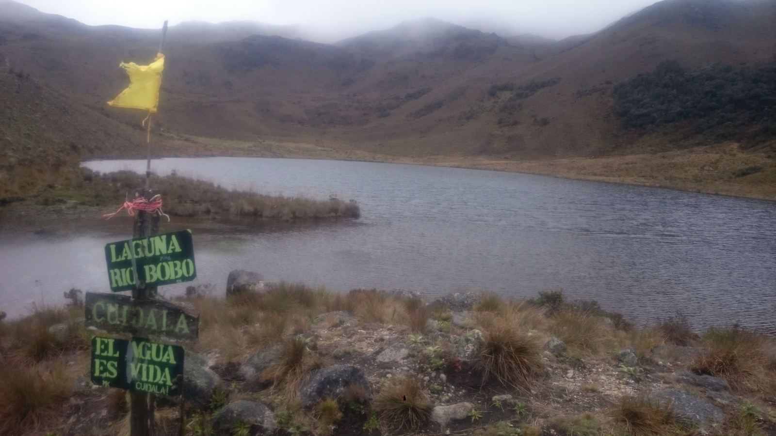 Laguna Río Bobo: «El agua es vida».