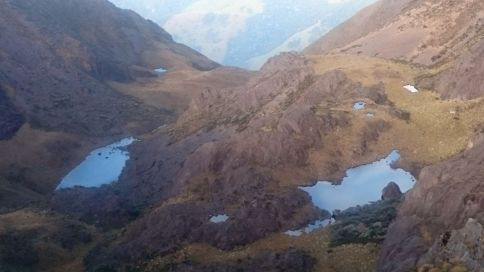Amanecer del jueves sobre las lagunas.